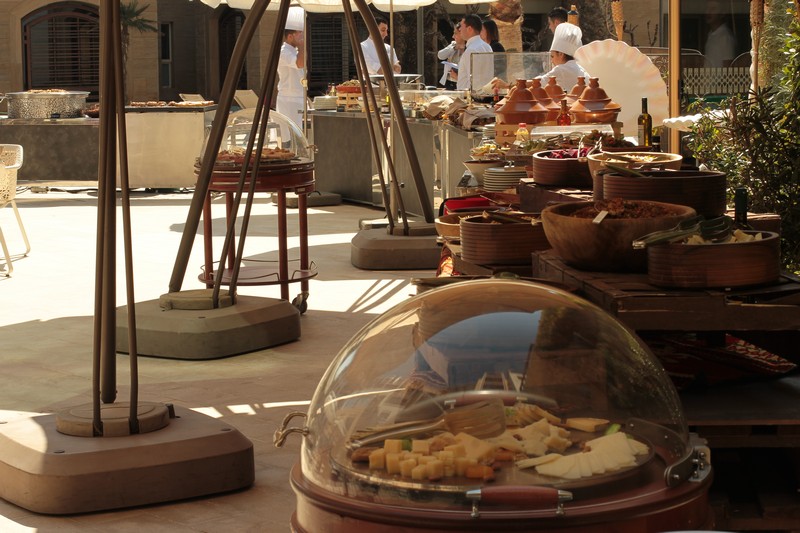 Sunday Buffet at Kempinski Summerland Hotel